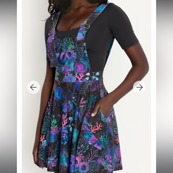 Black Milk Floral Coral Apron Dress - Limited NWT Size Medium *Rare* - Picture 5 of 8